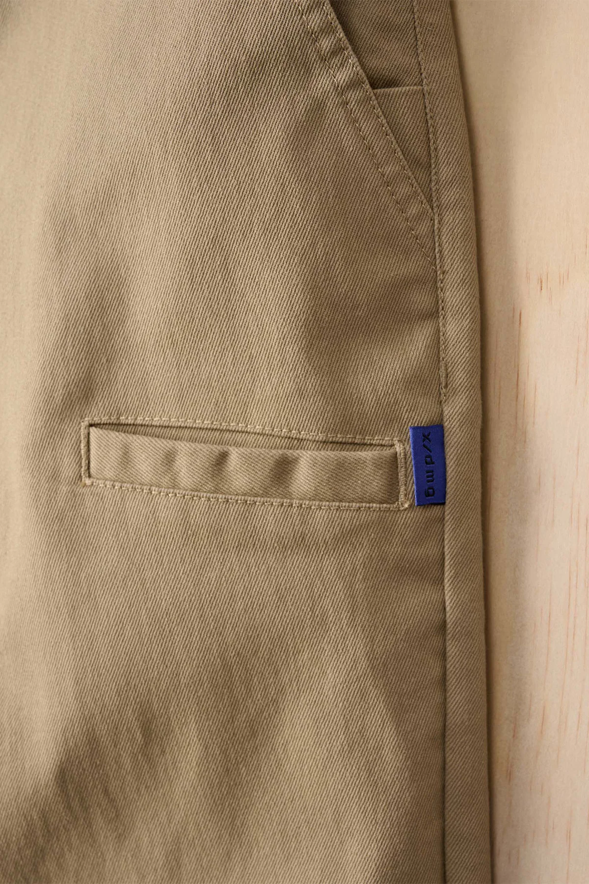 xu200/pant - Image 6